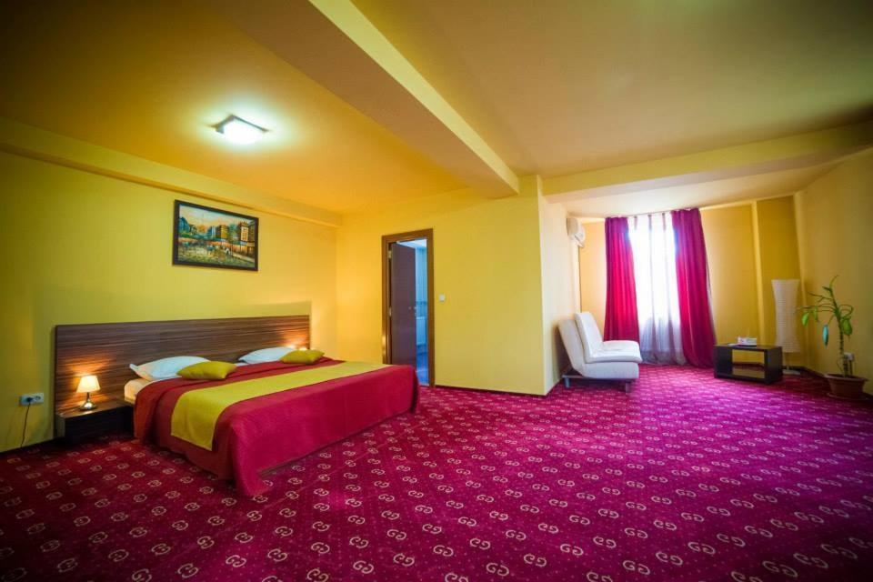 Hotel Gclub Breaza  Kamer foto