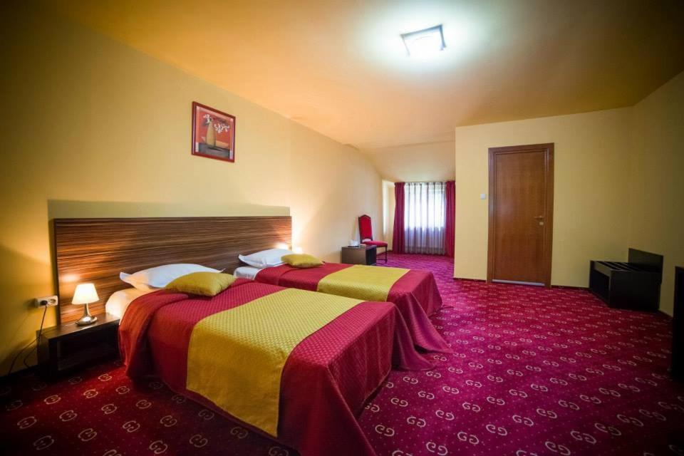 Hotel Gclub Breaza  Kamer foto